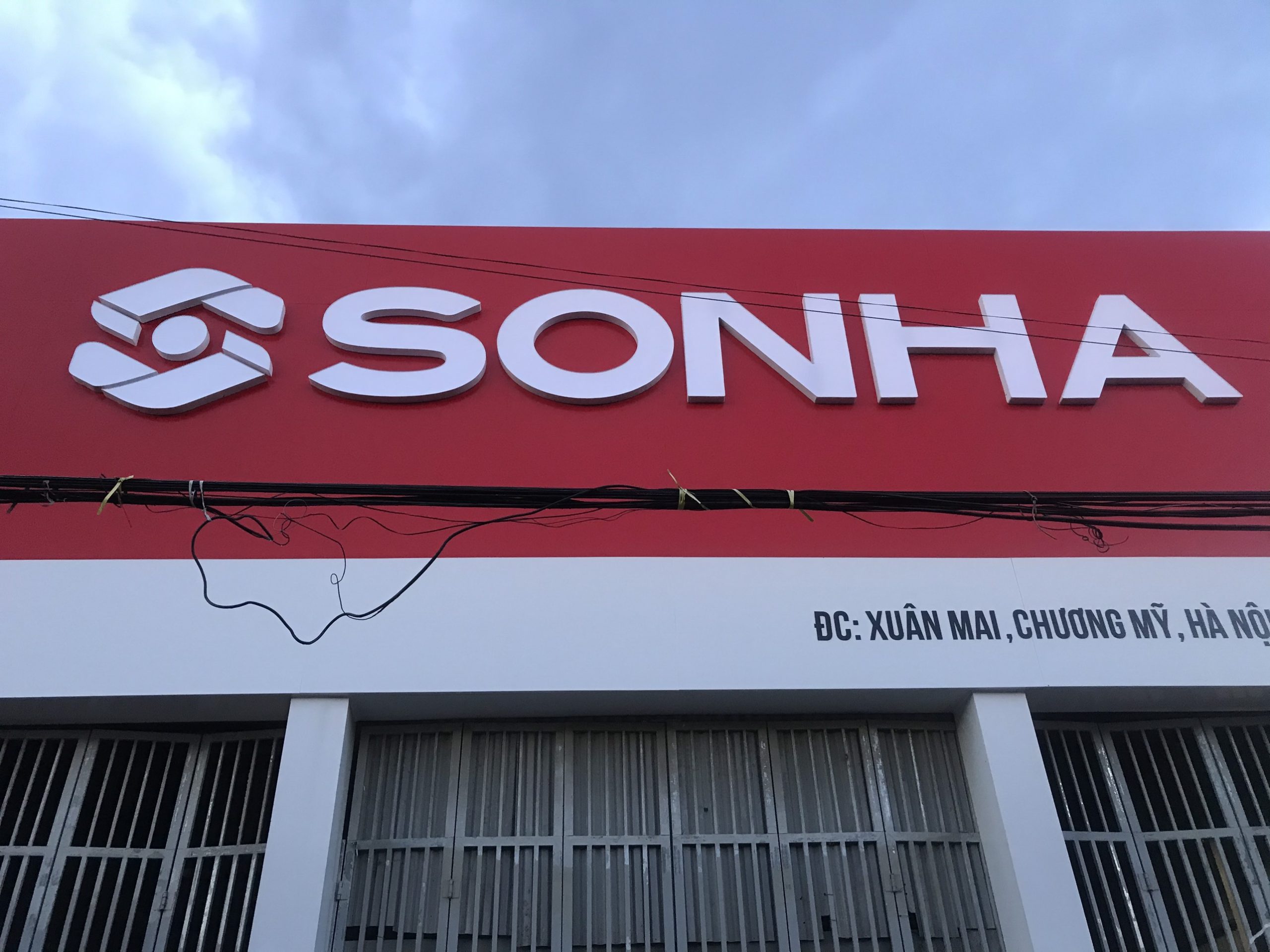 Thi công Dự án biển hãng Sơn Hà